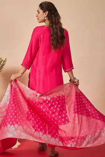 Women Ethnic Motifs Regular Kurta with Trousers & With Dupatta