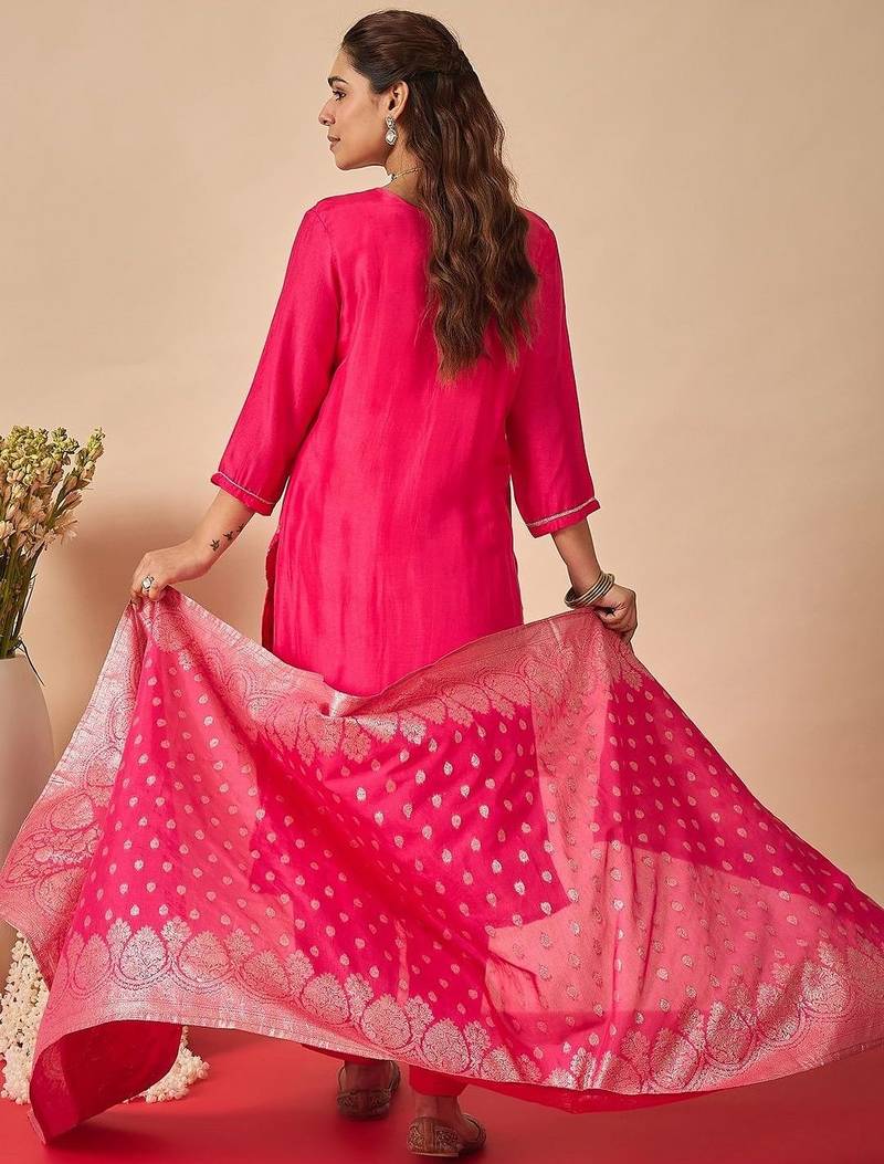 Women Ethnic Motifs Regular Kurta with Trousers & With Dupatta