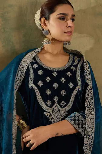 Floral Zari Embroidered Velvet Straight Kurta with Trouser & Dupatta