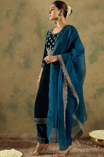 Floral Zari Embroidered Velvet Straight Kurta with Trouser & Dupatta