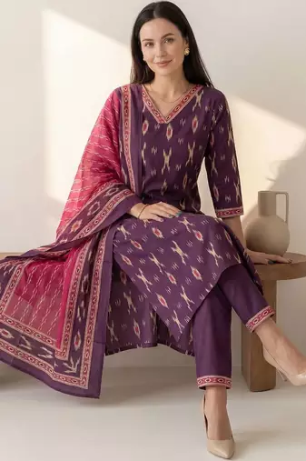 Women Printed Regular Pure Cotton Kurta with Trousers & With Dupatta