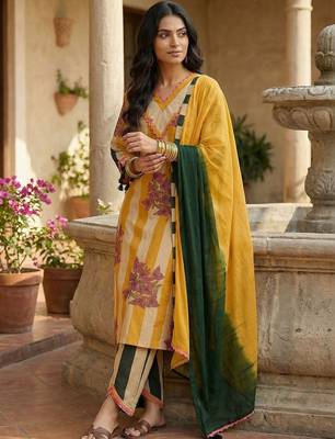 Women Floral Printed Regular Pure Cotton Kurta with Trousers & With Dupatta 1
