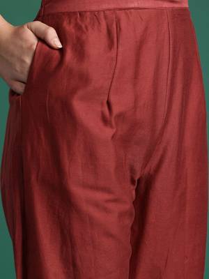 Ethnic Motifs Embroidered Thread Work Chanderi Silk Kurta With Trousers & Dupatta 3