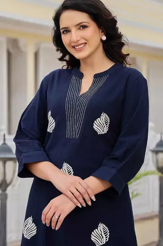 Women Ethnic Motifs Embroidered Thread Work Pure Cotton Kurta with Palazzos