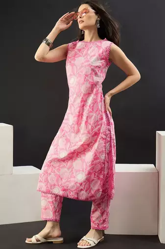 Women Floral Printed Regular Pure Cotton Kurta with Trousers