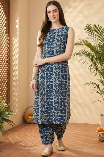 women floral printed regular  cotton kurta with harem pants