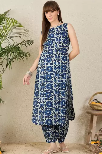 Women Floral Printed Regular Pure Cotton Kurta with Harem Pants
