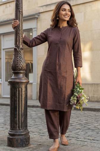 women regular  cotton kurta with salwar