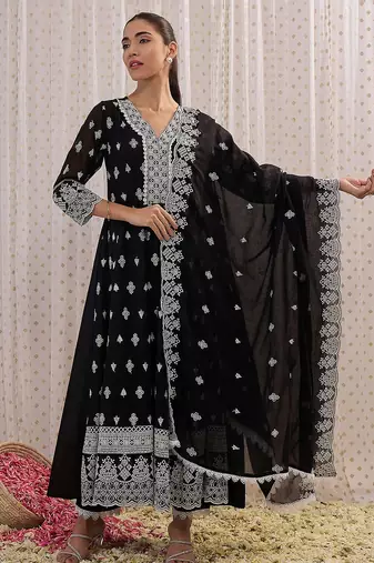 Ethnic Motifs Embroidered Pure Cotton Anarkali Kurta With Trouser And Dupatta