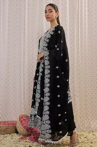 Ethnic Motifs Embroidered Pure Cotton Anarkali Kurta With Trouser And Dupatta
