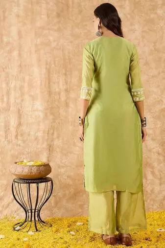 Ethnic Motifs Embroidered Straight Thread Work Kurta with Palazzos