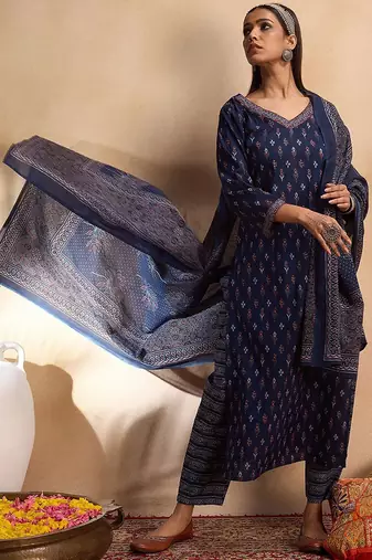 Ethnic Motifs Printed Pure Cotton Straight Kurta with Trousers & Dupatta
