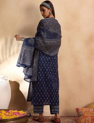 Ethnic Motifs Printed Pure Cotton Straight Kurta with Trousers & Dupatta 5