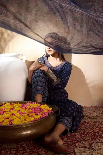 Ethnic Motifs Printed Pure Cotton Straight Kurta with Trousers & Dupatta