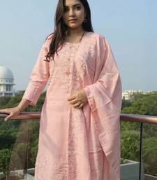 Women Floral Embroidered Cotton Kurta with Trousers & Dupatta