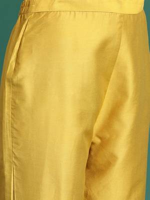 Ethnic Motifs Yoke Design Sequinned Kurta With Trousers & Dupatta 3