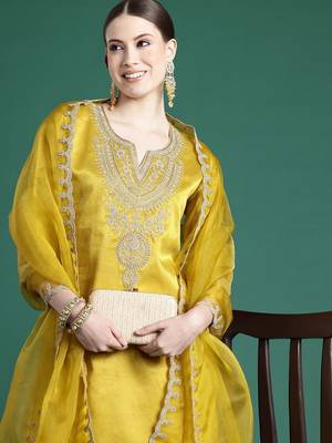 Ethnic Motifs Yoke Design Sequinned Kurta With Trousers & Dupatta 8