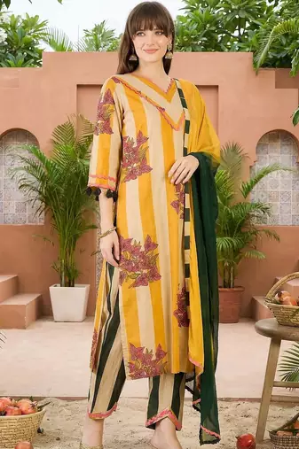 Women Printed Regular Pure Cotton Kurta with Trousers & With Dupatta