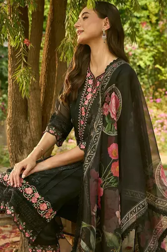 Floral Embroidered Organza Straight Kurta With Trousers & Dupatta