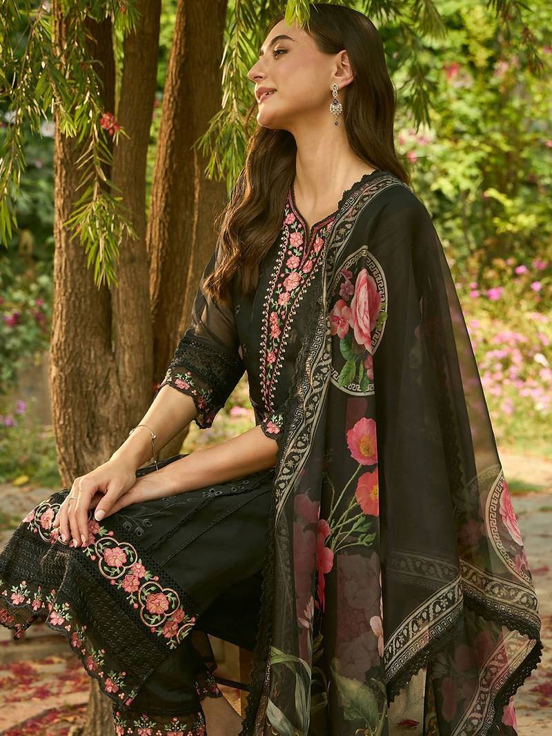 Floral Embroidered Organza Straight Kurta With Trousers & Dupatta