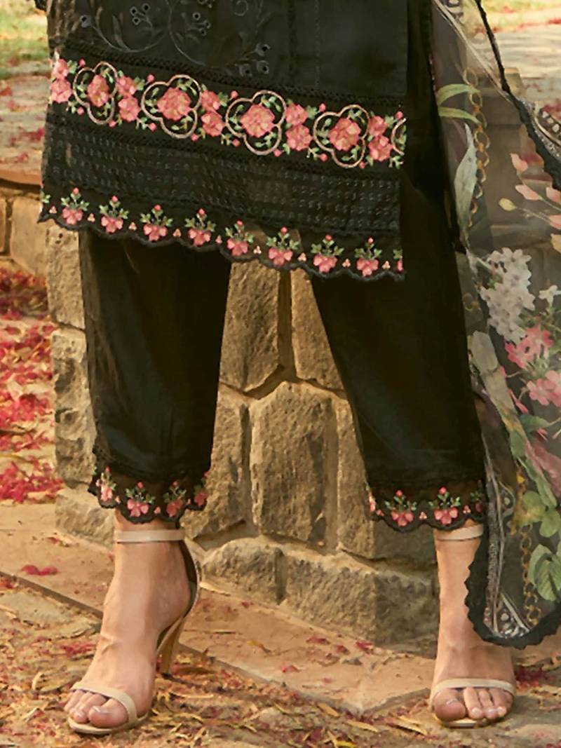 Floral Embroidered Organza Straight Kurta With Trousers & Dupatta