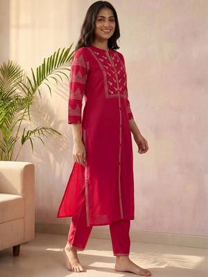 Women Ethnic Motifs Embroidered Regular Kurta with Trousers 3