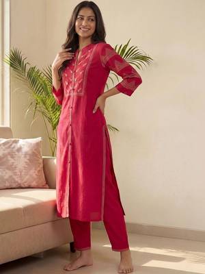 Women Ethnic Motifs Embroidered Regular Kurta with Trousers 6