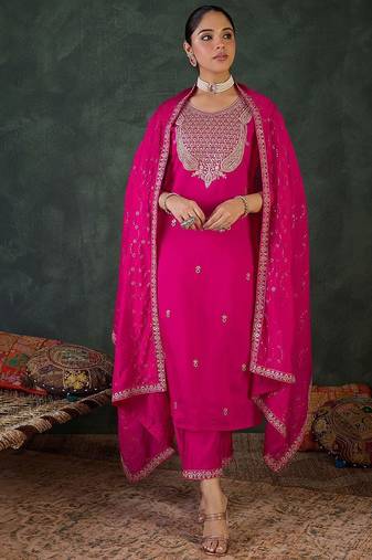 Women Embroidered Regular Sequinned Kurta Set
