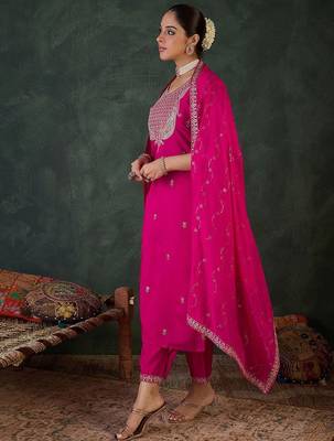 Women Embroidered Regular Sequinned Kurta Set 4