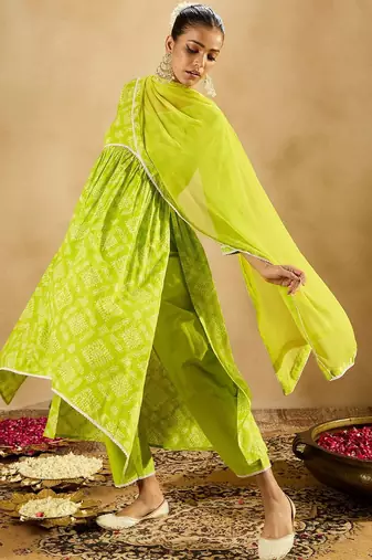 Indo EraBandhani Printed Empire V-Neck Pure Cotton Kurta with Trousers & Dupatta