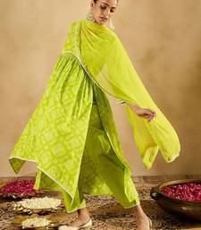 Indo EraBandhani Printed Empire V-Neck Pure Cotton Kurta with Trousers & Dupatta