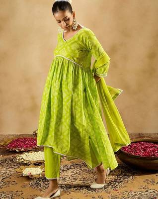 Indo EraBandhani Printed Empire V-Neck Pure Cotton Kurta with Trousers & Dupatta 5