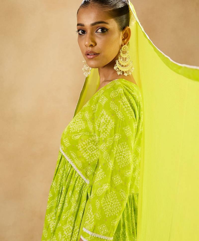 Indo EraBandhani Printed Empire V-Neck Pure Cotton Kurta with Trousers & Dupatta