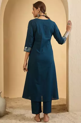 women ethnic motifs embroidered  cotton kurta with trousers