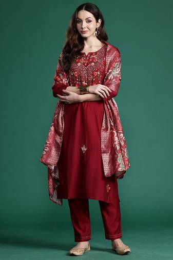 Floral Embroidered Thread Work Kurta with Trousers & With Dupatta