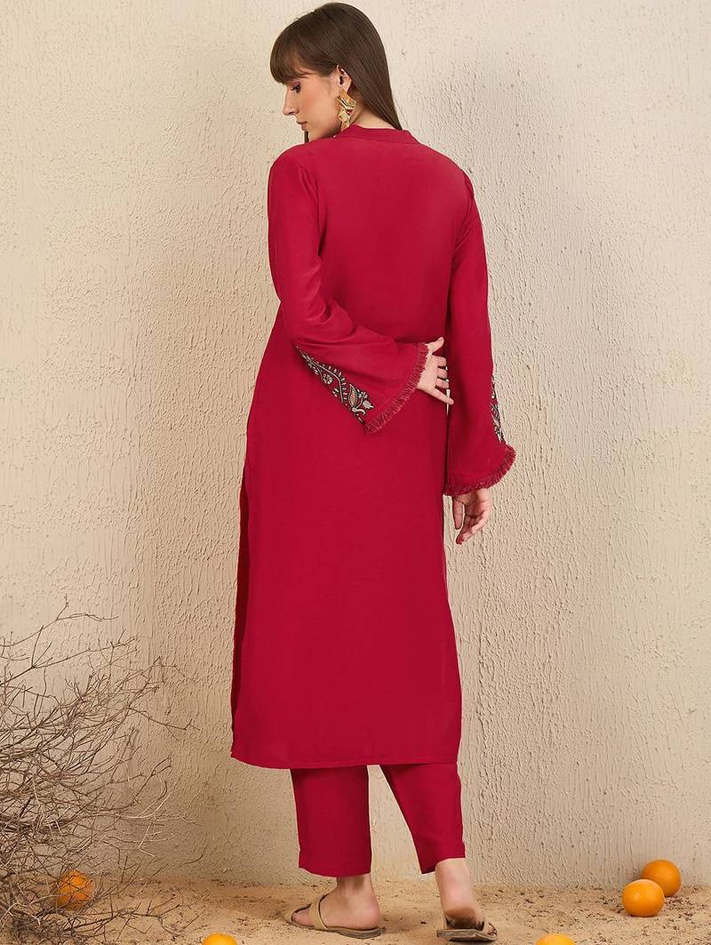 Mandarin Collar Thread Work Straight Kurta with Trousers