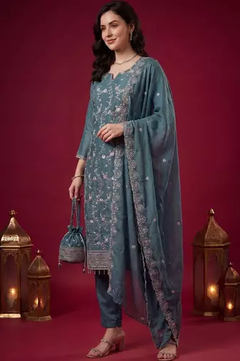 Ethnic Motifs Embroidered Thread Work Kurta with Trousers & With Dupatta
