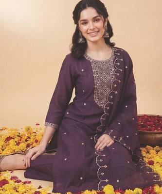 Women Ethnic Motifs Embroidered Regular Mirror Work Kurta with Trousers & With Dupatta 5