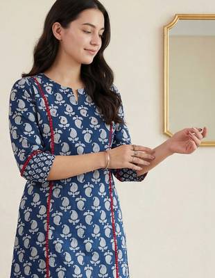 Women Paisley Printed Panelled Mirror Work Pure Cotton Kurta with Trousers 2