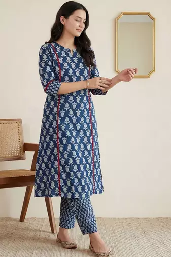 women paisley printed panelled mirror work  cotton kurta with trousers