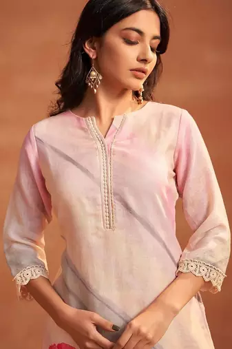 Women Floral Printed Regular Linen Kurta with Trousers & With Dupatta