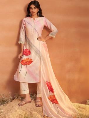 Women Floral Printed Regular Linen Kurta with Trousers & With Dupatta 4