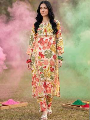 Women Floral Printed Regular Kurta with Trousers & With Dupatta 1