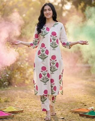 Women Floral Printed Regular Pure Cotton Kurta with Trousers 6