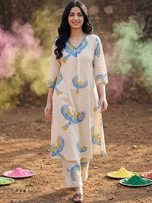 Women Ethnic Motifs Printed Regular Pure Cotton Kurta with Trousers 5
