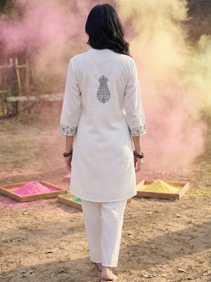 women paisley embroidered regular thread work  cotton kurta with trousers 5