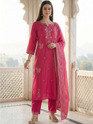 Women Floral Embroidered Regular Thread Work Kurta with Trousers & With Dupatta 1