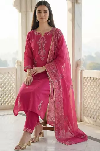 Women Floral Embroidered Regular Thread Work Kurta with Trousers & With Dupatta