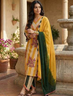 Women Printed Regular Pure Cotton Kurta with Trousers & With Dupatta 1