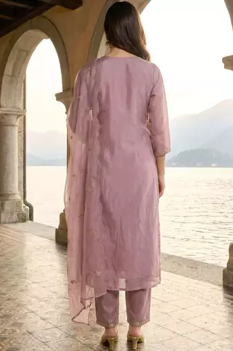 Women Ethnic Motifs Embroidered Regular Thread Work Kurta with Trousers & With Dupatta